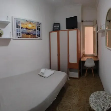 Cozy Single Mercado Central Homestay