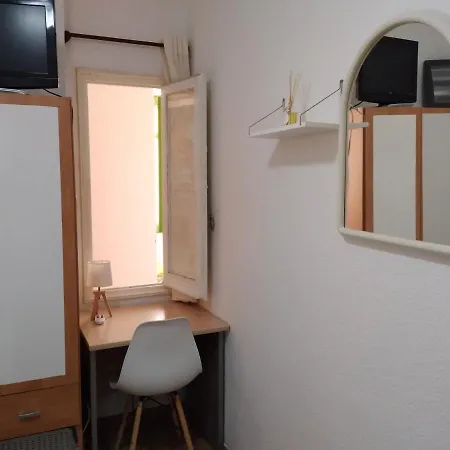 Cozy Single Mercado Central Аликанте